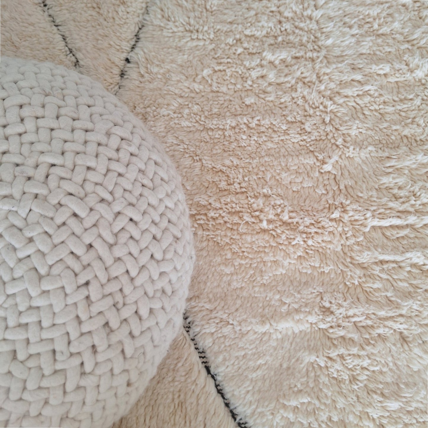 BENI OUARAIN BERBER RUG 300CM x 200CM N°1 Ecru