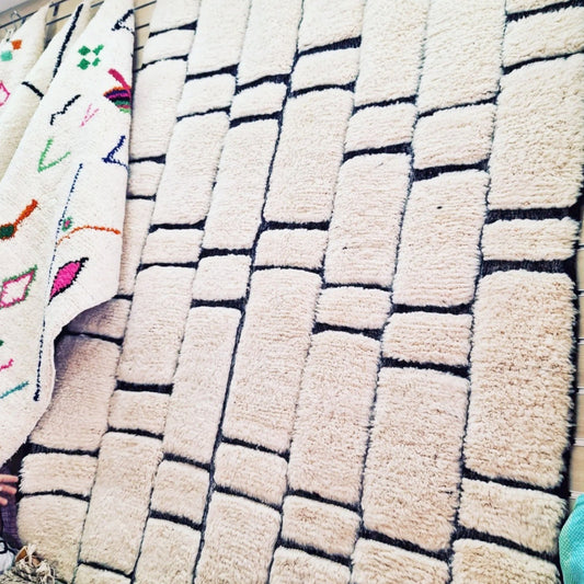 Pourquoi faut-il acheter un tapis berbère à une entreprise française plutôt que directement au Maroc ?