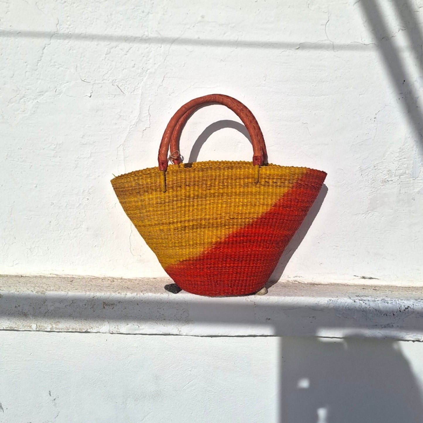 Panier Bolga africain - Anse en cuir marron