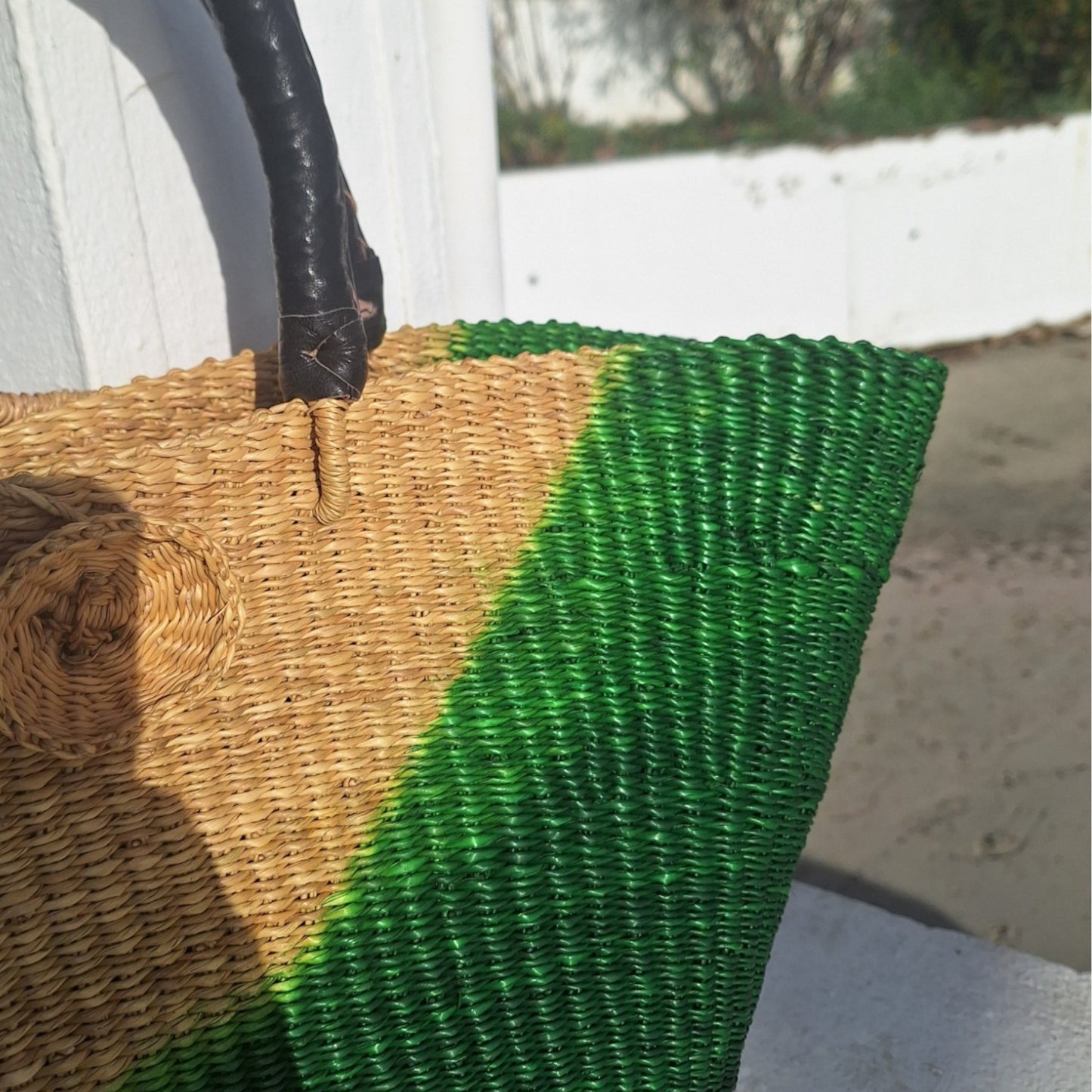 Panier Bolga vert - Anse en cuir noir  -30%