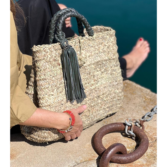 Panier Capo di feno - Anse et pompons en cuir noir