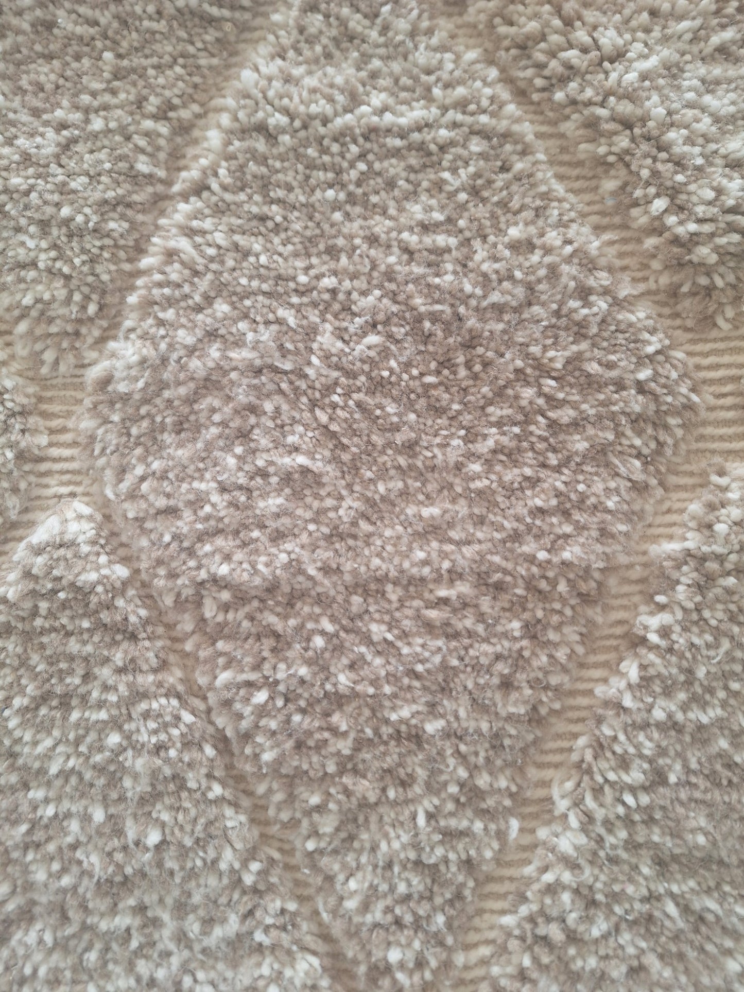 BENI OUARAIN BERBER RUG 140CM X 100CM Ecru / Black