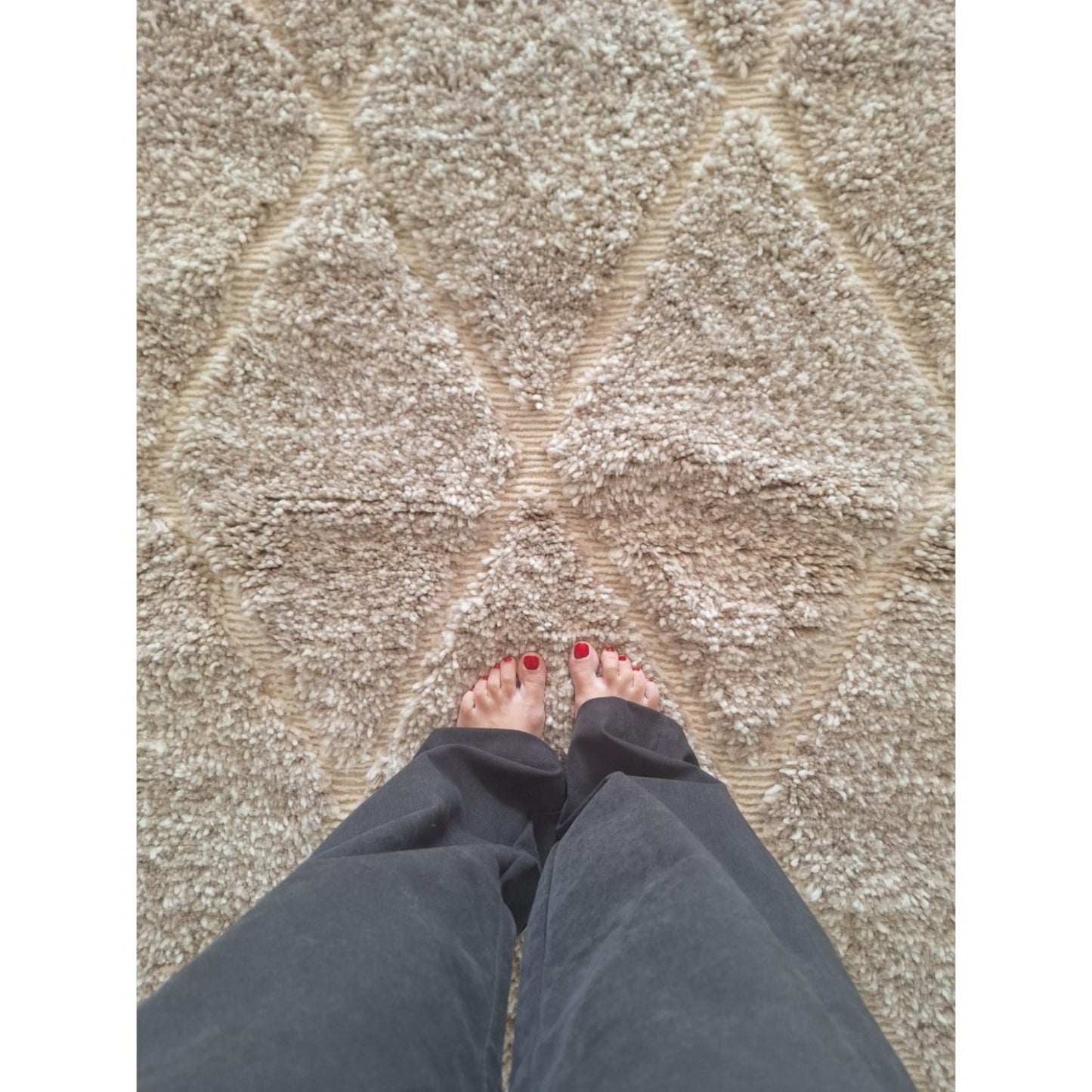 BENI OUARAIN BERBER RUG 140CM X 100CM Ecru / Black
