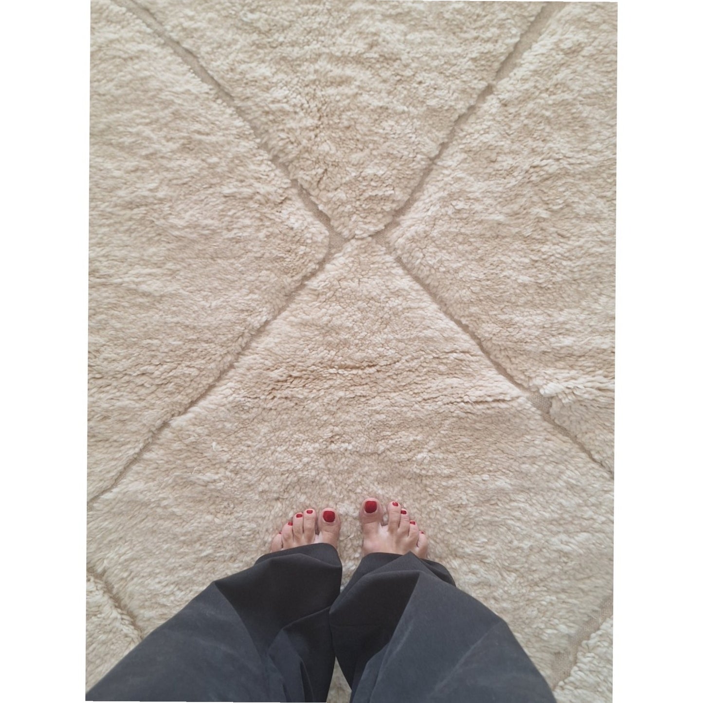 BENI OUARAIN BERBER RUG 140CM X 100CM Ecru / Black