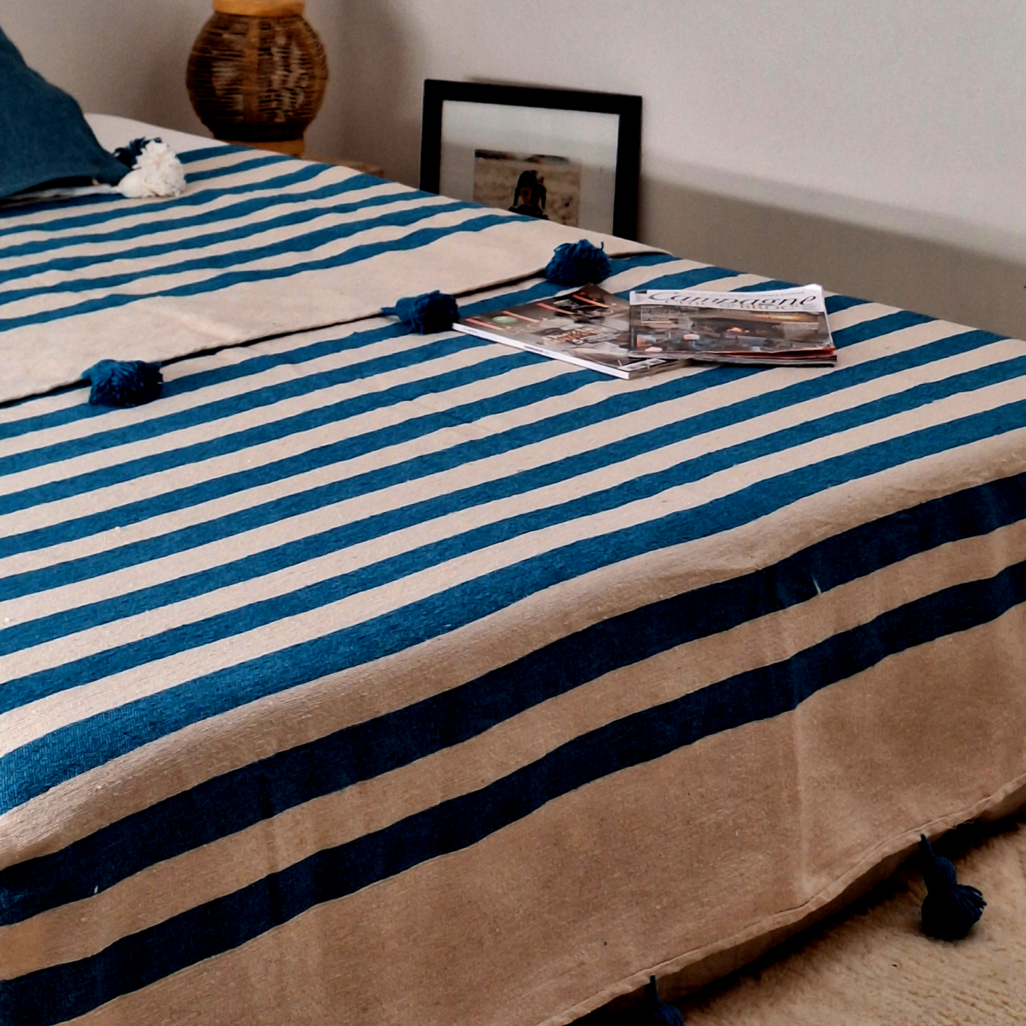 BERBER BEDSPREAD WITH POMPOMS 3 COLORS