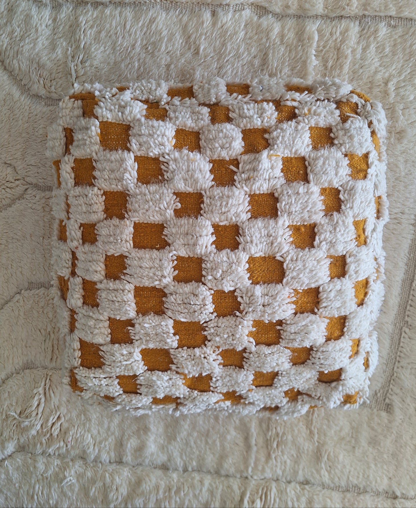 NEW - Pouf berbère en laine – l’authenticité au cœur de votre décoration