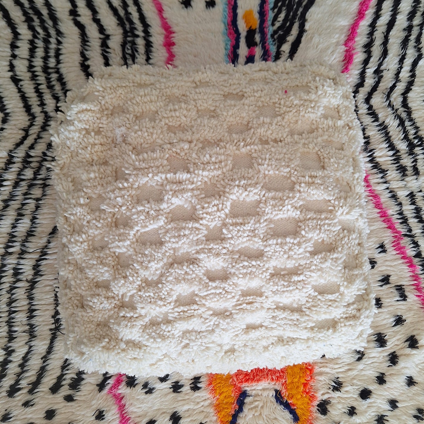 NEW - Pouf berbère en laine – l’authenticité au cœur de votre décoration