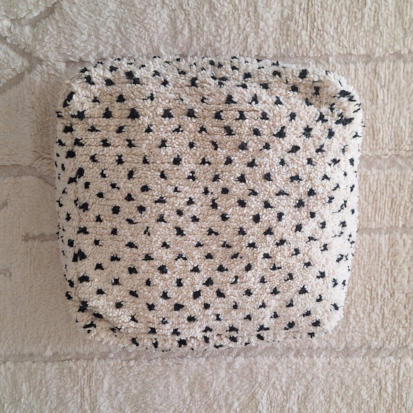 NEW - Pouf berbère en laine – l’authenticité au cœur de votre décoration