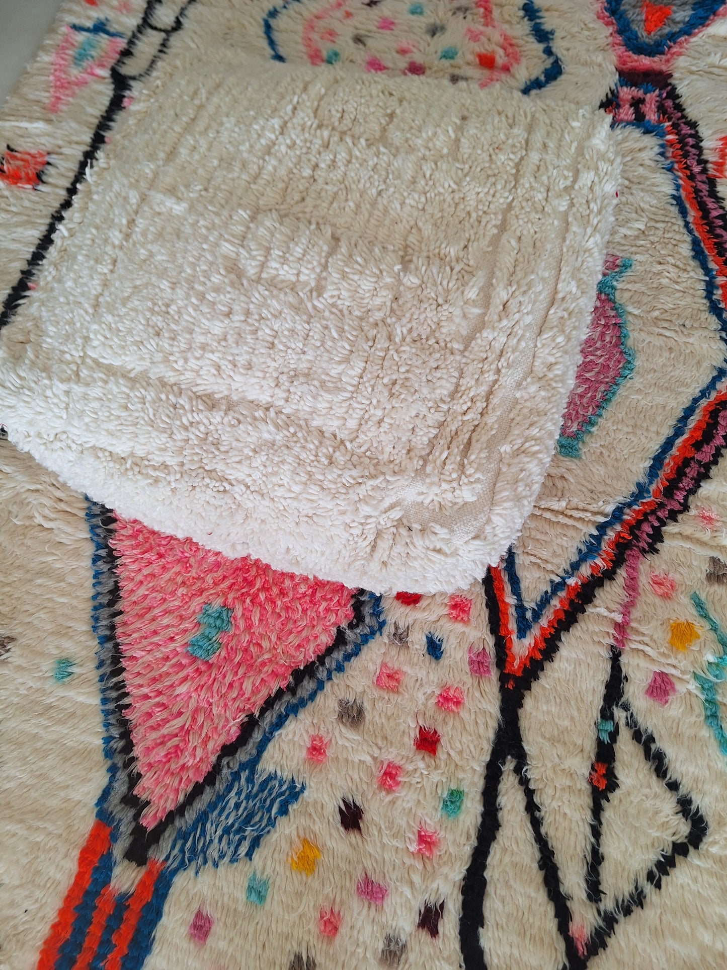 NEW - Pouf berbère en laine – l’authenticité au cœur de votre décoration