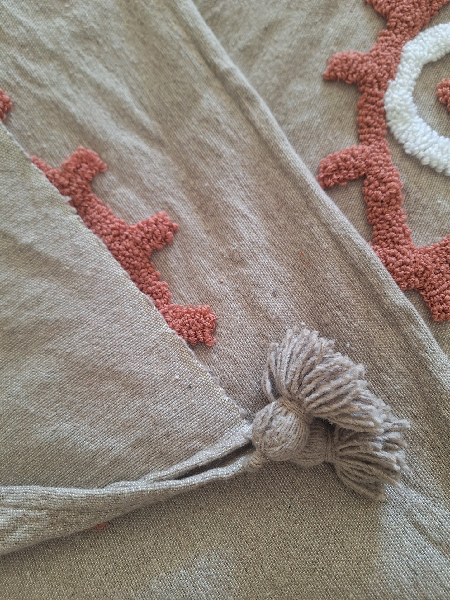 NEW - Plaid brodé berbère en coton et laine – Modèle coloré