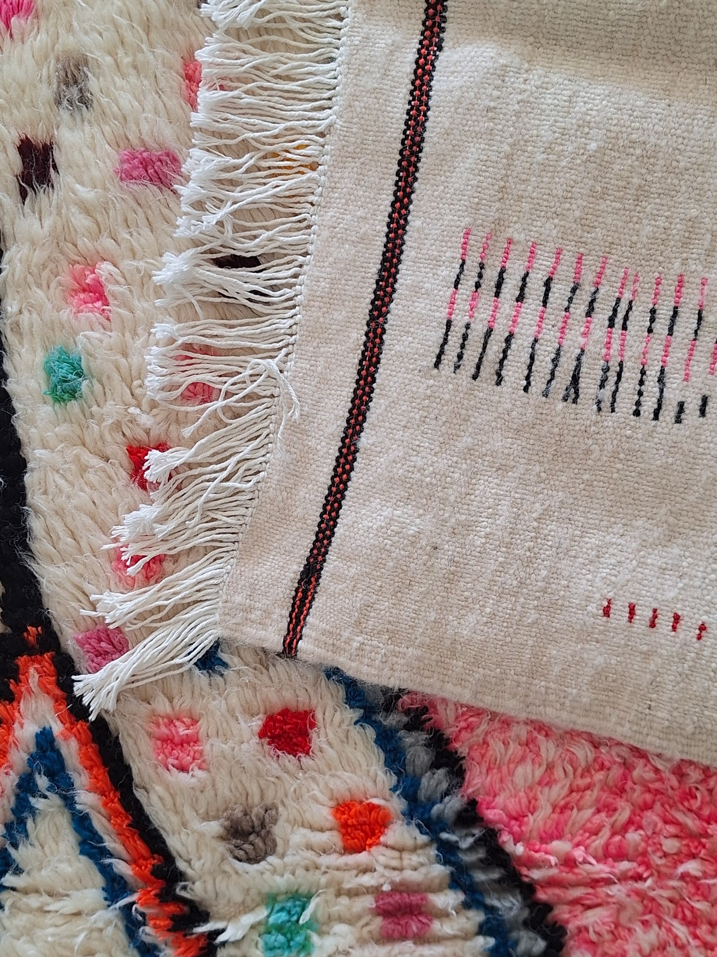 NEW - Tapis Berbère Azilal Coloré 2m60 x 1m40 N°57