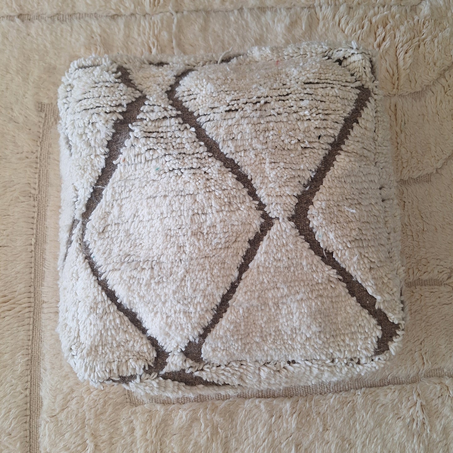 NEW - Pouf berbère en laine – l’authenticité au cœur de votre décoration