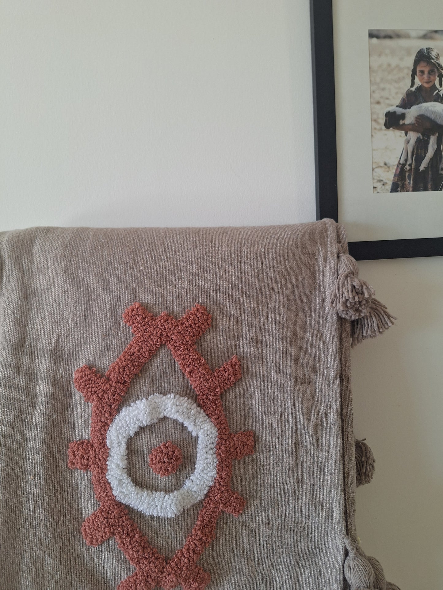 NEW - Plaid brodé berbère en coton et laine – Modèle coloré